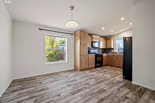 1415 S Bertelsen Rd, Eugene, OR 97402 - Photo 7