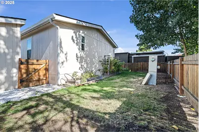 1415 S Bertelsen Rd #112, Eugene, OR 97402 - Photo 27