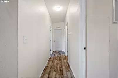 1415 S Bertelsen Rd #112, Eugene, OR 97402 - Photo 15