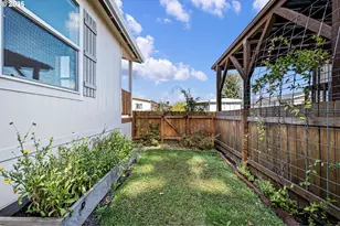 1415 S Bertelsen Rd, Eugene, OR 97402 - Photo 29