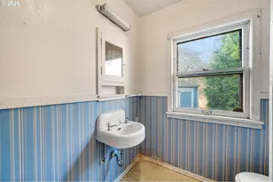 4635 4637 N Congress Ave, Portland, OR 97217 - Photo 15