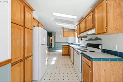 4720 Northwest Dr, The Dalles, OR 97058 - Photo 15
