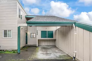 7856 SE Stephanie Ct, Milwaukie, OR 97222 - Photo 5