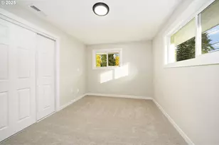 13949 NE San Rafael St, Portland, OR 97230 - Photo 11