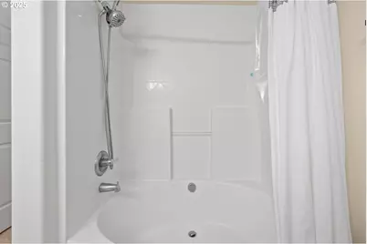 750 NW 185th Ave #203, Beaverton, OR 97006 - Photo 21