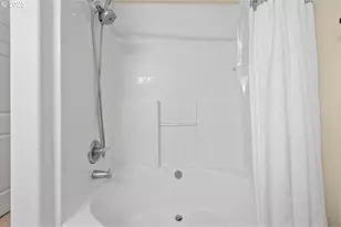 750 NW 185th Ave, Beaverton, OR 97006 - Photo 21