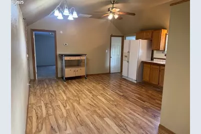 1645 4th St, Haines, OR 97833 - Photo 13