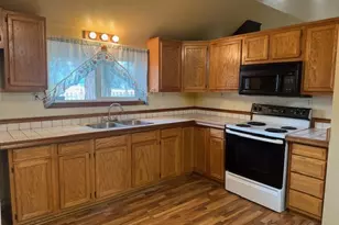 1645 4th St, Haines, OR 97833 - Photo 15