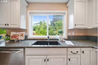 3269 NW Silktassel Dr, Corvallis, OR 97330 - Photo 27