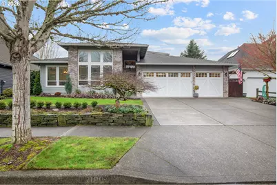 2190 River Heights Cir, West Linn, OR 97068 - Photo 1