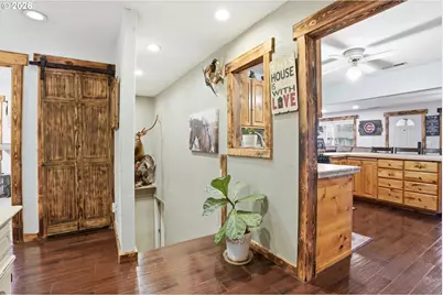 364 NE 9th Ave, Canby, OR 97013 - Photo 13