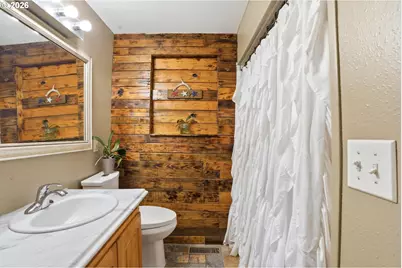 364 NE 9th Ave, Canby, OR 97013 - Photo 25