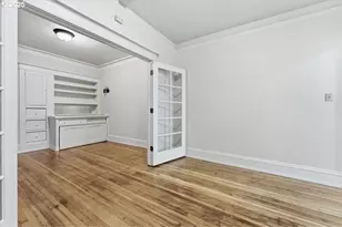2109 NW Irving St, Portland, OR 97210 - Photo 17