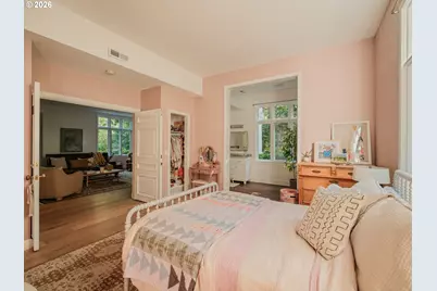 1615 S Greenwood Rd, Portland, OR 97219 - Photo 31
