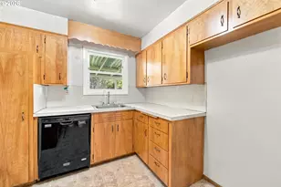 3265 Oriole St, Springfield, OR 97477 - Photo 13