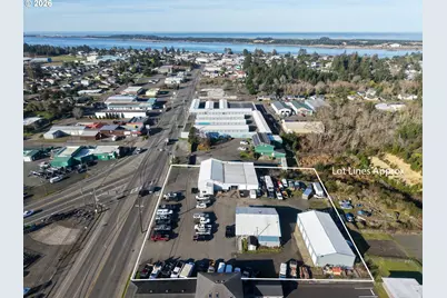 1252 Newmark Ave, Coos Bay, OR 97420 - Photo 11