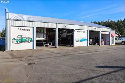 1252 Newmark Ave, Coos Bay, OR 97420 - Photo 9