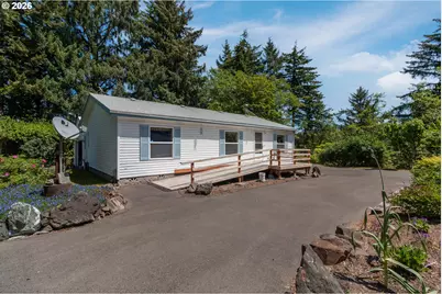 1621 NE Yaquina Heights Dr, Newport, OR 97365 - Photo 3