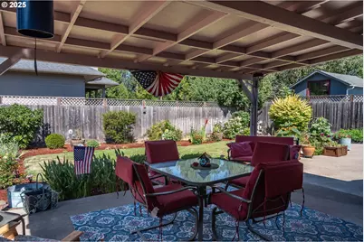 962 NW Keasey St, Roseburg, OR 97471 - Photo 31