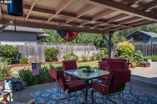 962 NW Keasey St, Roseburg, OR 97471 - Photo 31