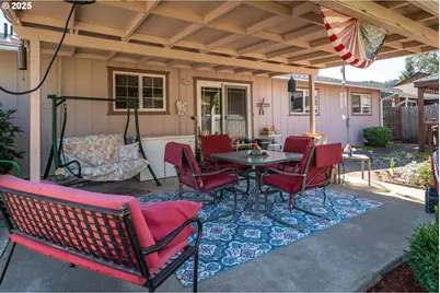 962 NW Keasey St, Roseburg, OR 97471 - Photo 33