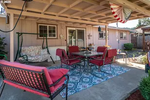 962 NW Keasey St, Roseburg, OR 97471 - Photo 33