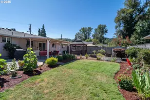 962 NW Keasey St, Roseburg, OR 97471 - Photo 37