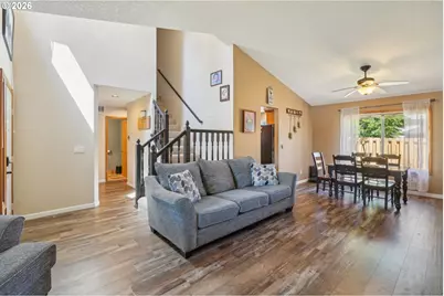 4055 NE 13th Ter, Gresham, OR 97030 - Photo 5