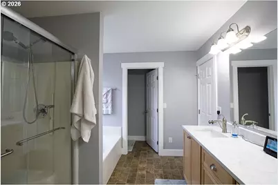 11002 Kristin Way, Island City, OR 97850 - Photo 9