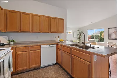 11020 Rees St NE, Donald, OR 97020 - Photo 7