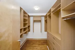 821 NW 11th Ave, Portland, OR 97209 - Photo 25