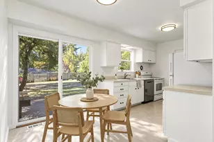 6407 SW 47th Pl, Portland, OR 97221 - Photo 11