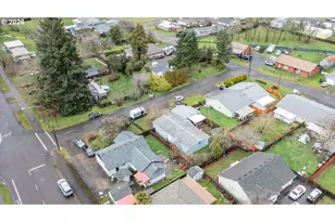 660 Wassom St, Lebanon, OR 97355 - Photo 41