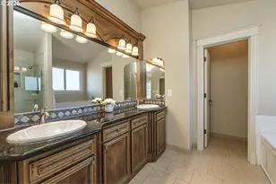 16915 SE 6th St, Vancouver, WA 98684 - Photo 17