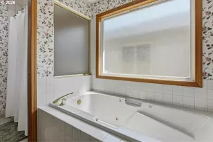 12618 SW Peachvale St, King City, OR 97224 - Photo 29
