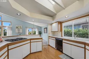 12618 SW Peachvale St, King City, OR 97224 - Photo 15