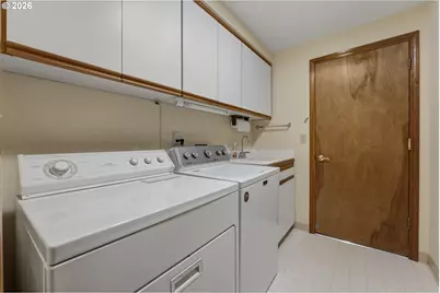 12618 SW Peachvale St, King City, OR 97224 - Photo 33