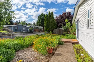 1281 S 57th Pl, Springfield, OR 97478 - Photo 33