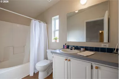 1281 S 57th Pl, Springfield, OR 97478 - Photo 15