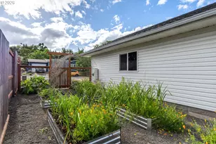 1281 S 57th Pl, Springfield, OR 97478 - Photo 29
