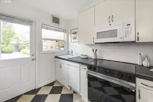 1420 NE 21st Ave, Portland, OR 97232 - Photo 17
