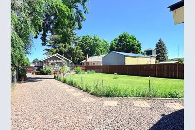 2712 N Ash St, La Grande, OR 97850 - Photo 17