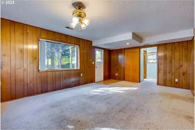 19560 SW Madeline St, Beaverton, OR 97078 - Photo 29