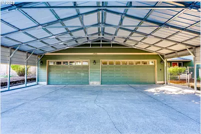 19560 SW Madeline St, Beaverton, OR 97078 - Photo 43