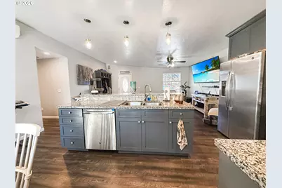 515 Memory Ln, Brookings, OR 97415 - Photo 7