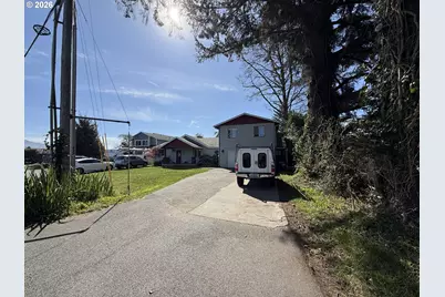 515 Memory Ln, Brookings, OR 97415 - Photo 33