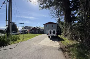 515 Memory Ln, Brookings, OR 97415 - Photo 33