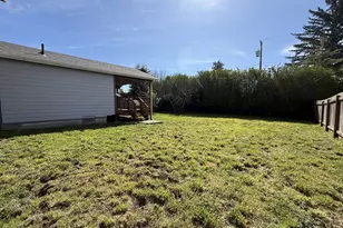 515 Memory Ln, Brookings, OR 97415 - Photo 29
