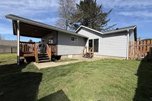 515 Memory Ln, Brookings, OR 97415 - Photo 27