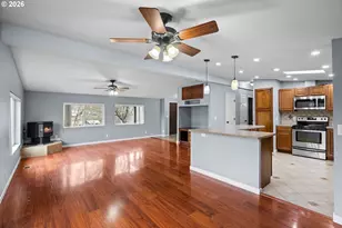 2373 Wild River Dr, Roseburg, OR 97470 - Photo 11